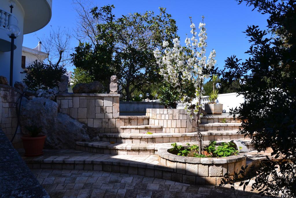 Hotel Falco D'Oro Cisternino Εξωτερικό φωτογραφία