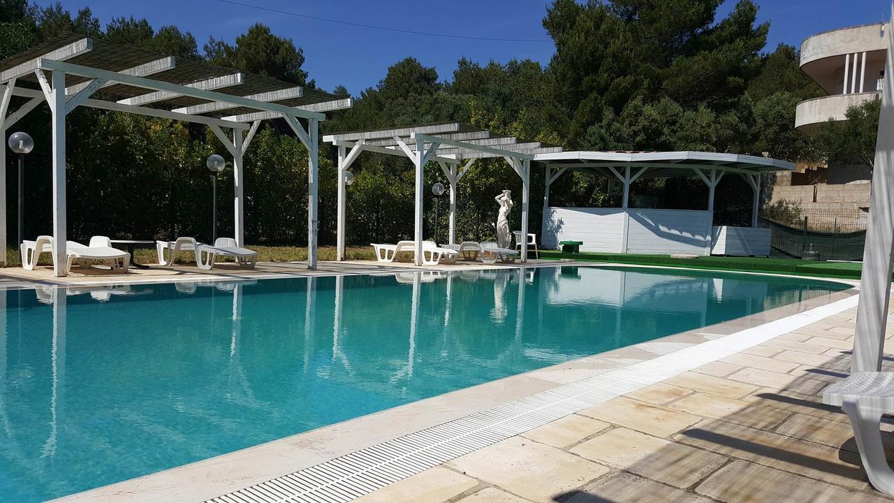Hotel Falco D'Oro Cisternino Εξωτερικό φωτογραφία