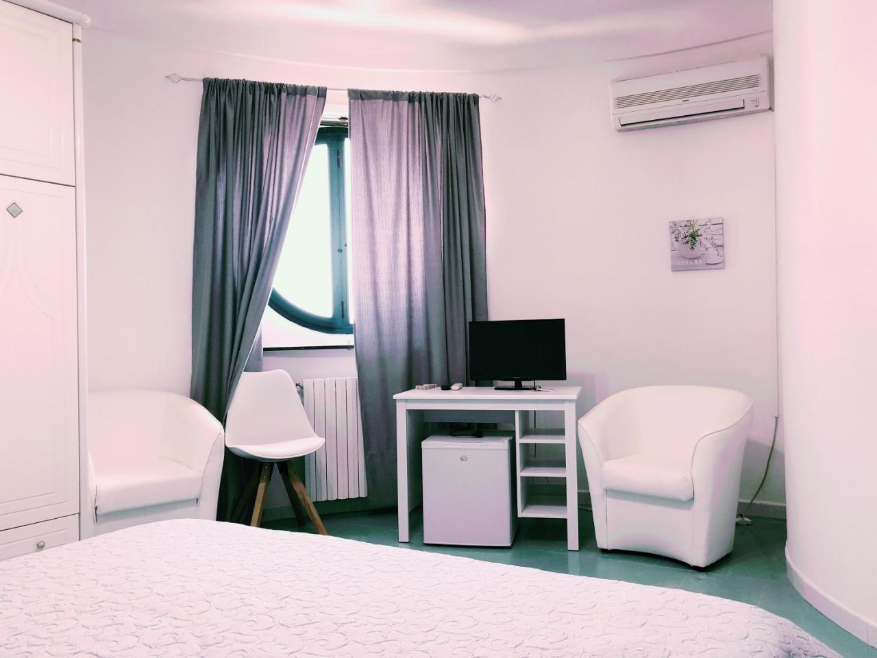 Hotel Falco D'Oro Cisternino Εξωτερικό φωτογραφία